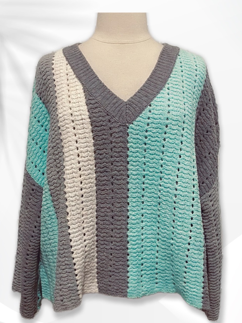 POL Oversized Striped V-Neck Knit Sweater L